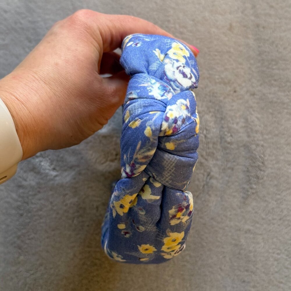 Lele Sadoughi x LoveShackFancy Floral Knot Headband in Blue Jay - Picture 6 of 9